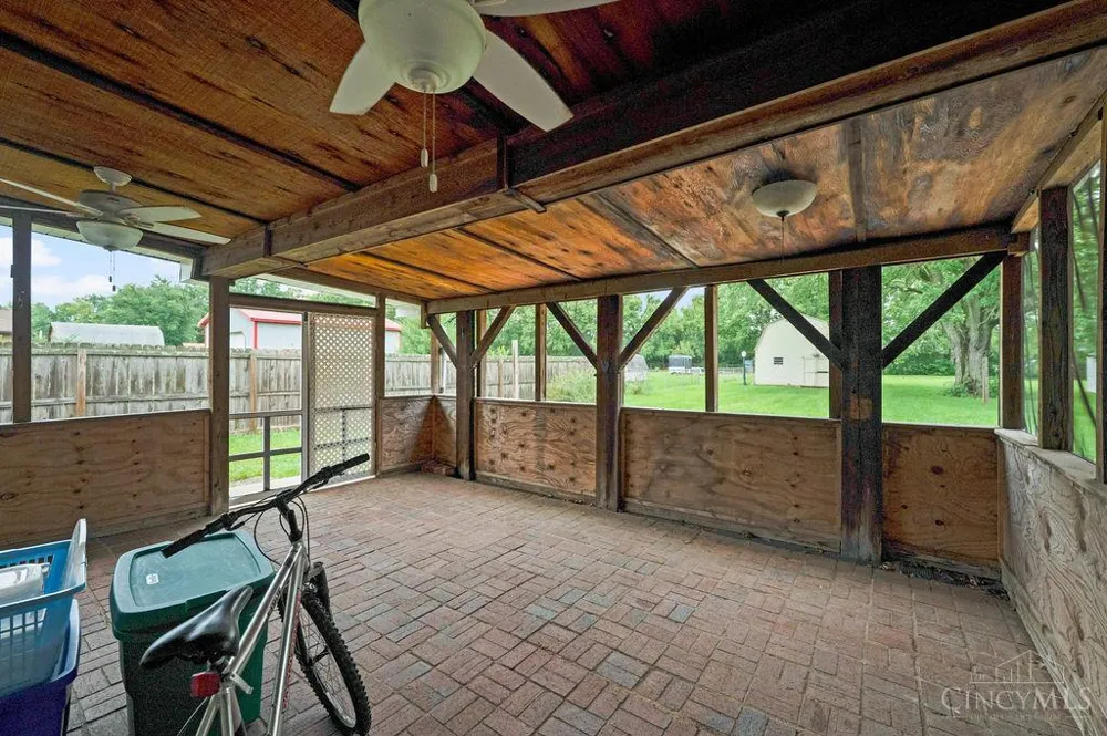 208 Brelsford Avenue Trenton, OH 45067