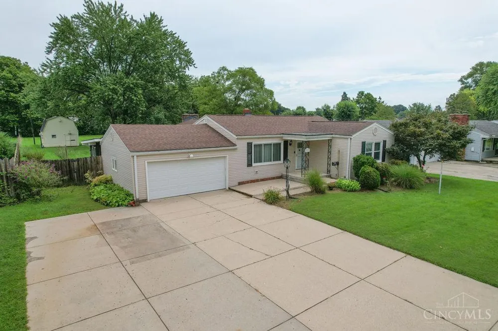 208 Brelsford Avenue Trenton, OH 45067