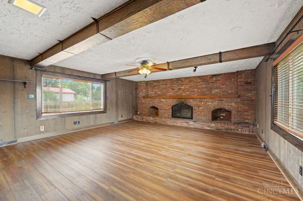 208 Brelsford Avenue Trenton, OH 45067