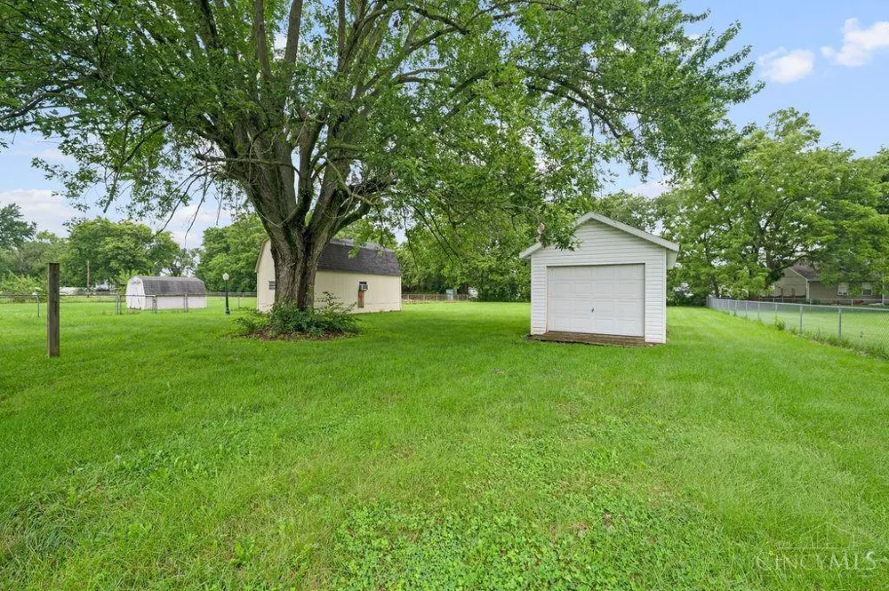 208 Brelsford Avenue Trenton, OH 45067