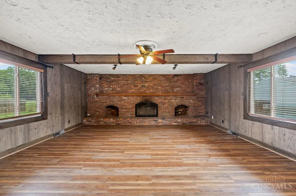 208 Brelsford Avenue Trenton, OH 45067