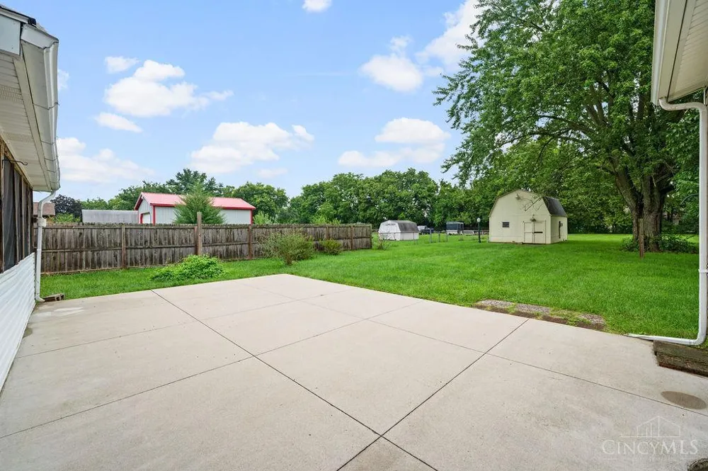 208 Brelsford Avenue Trenton, OH 45067