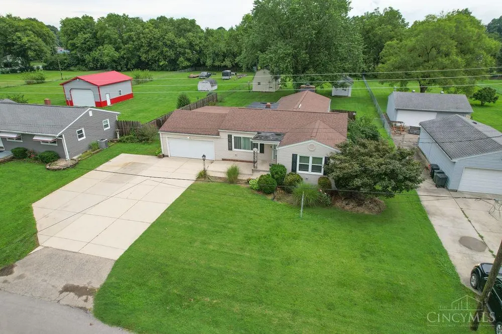 208 Brelsford Avenue Trenton, OH 45067