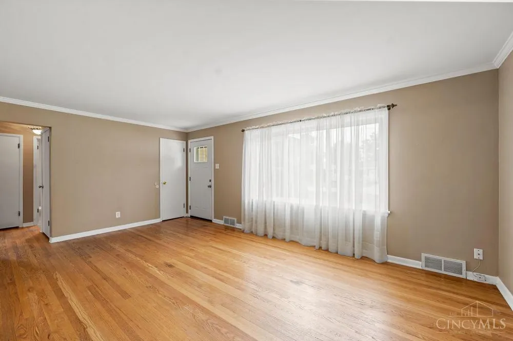 208 Brelsford Avenue Trenton, OH 45067