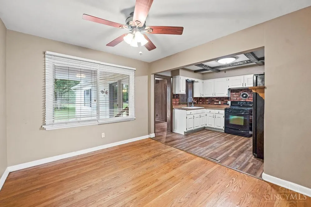 208 Brelsford Avenue Trenton, OH 45067