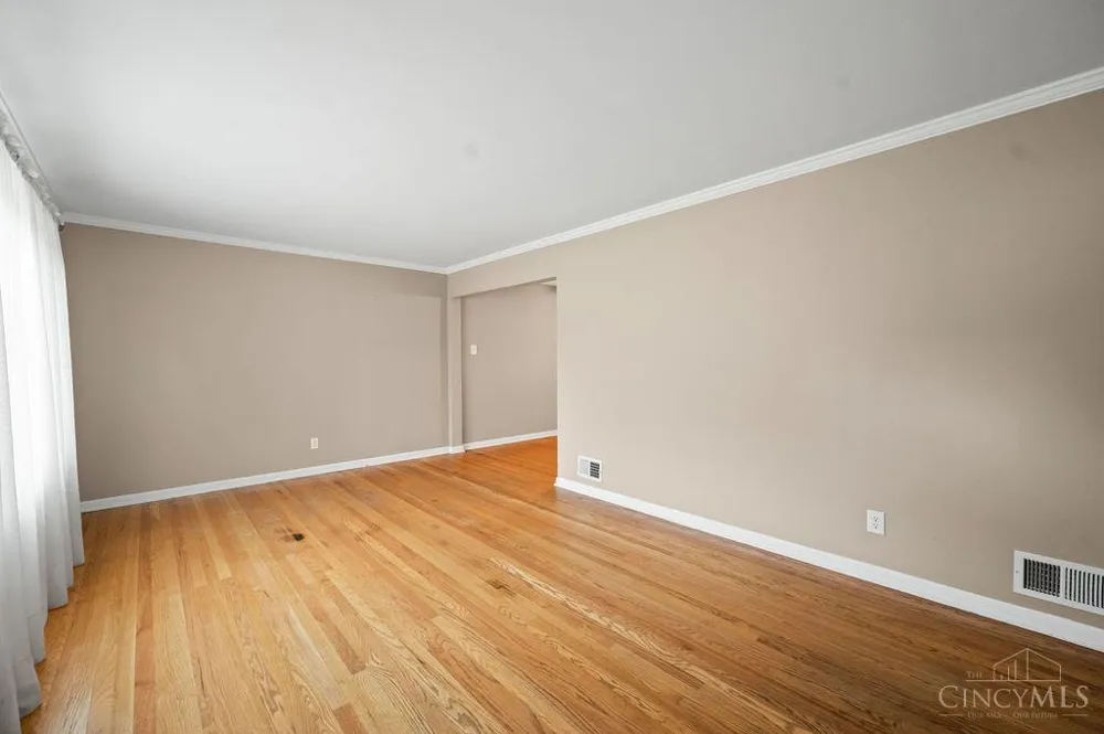 208 Brelsford Avenue Trenton, OH 45067