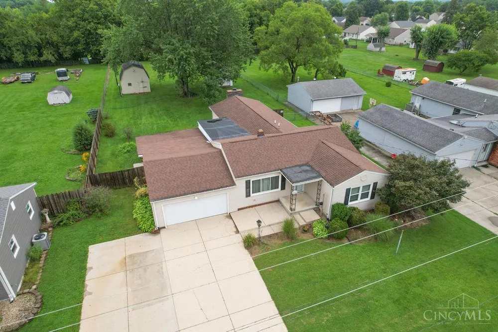 208 Brelsford Avenue Trenton, OH 45067