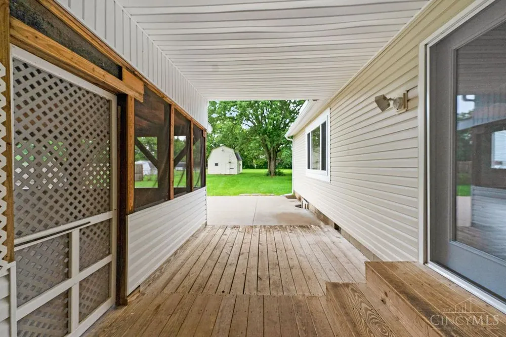 208 Brelsford Avenue Trenton, OH 45067