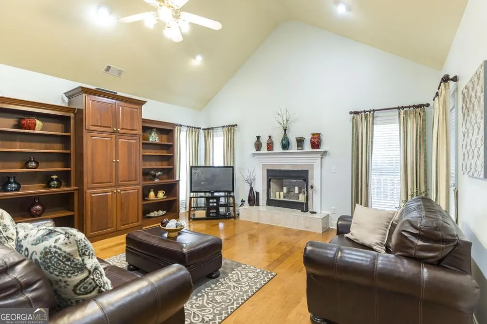 201 Foxridge DR Dublin, GA 31021