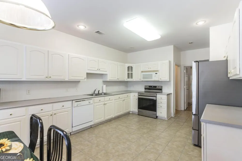 201 Foxridge DR Dublin, GA 31021