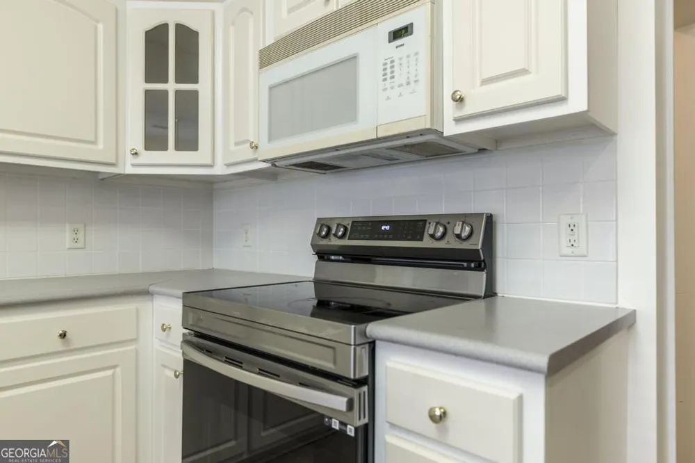 201 Foxridge DR Dublin, GA 31021