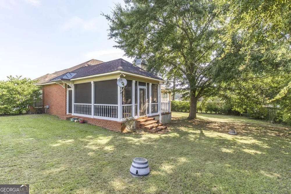 201 Foxridge DR Dublin, GA 31021