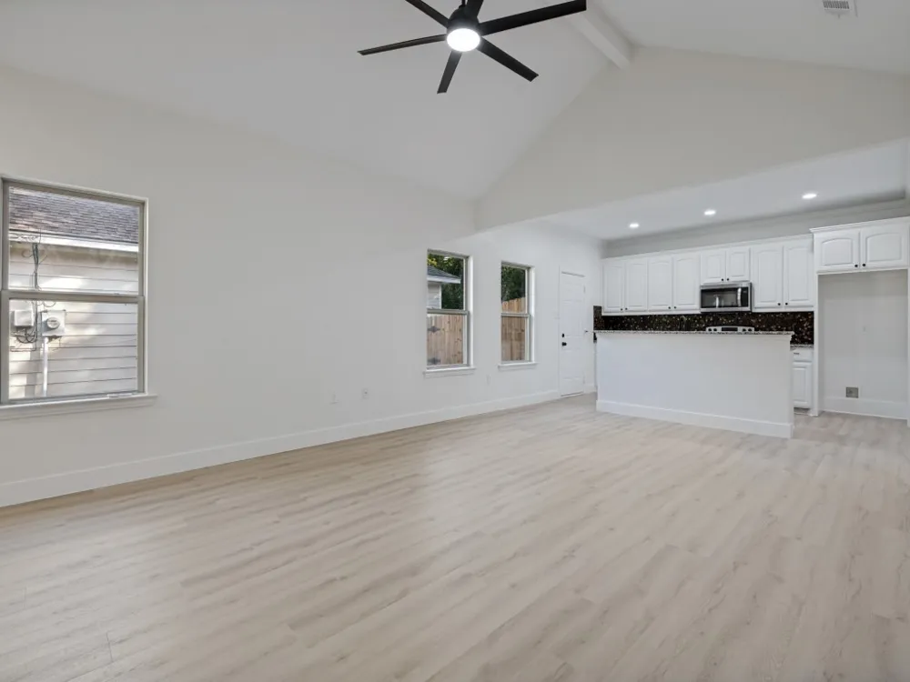 214 Lewis Street Waxahachie, TX 75165