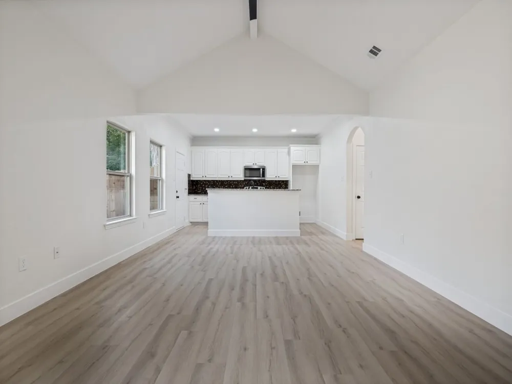 214 Lewis Street Waxahachie, TX 75165