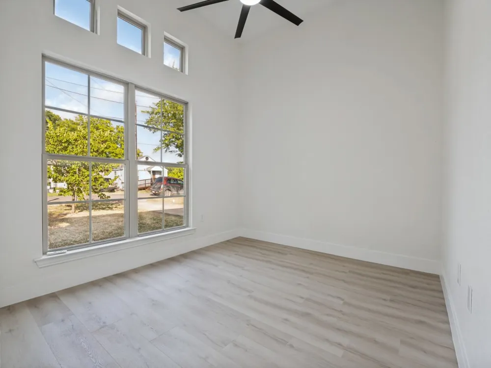 214 Lewis Street Waxahachie, TX 75165