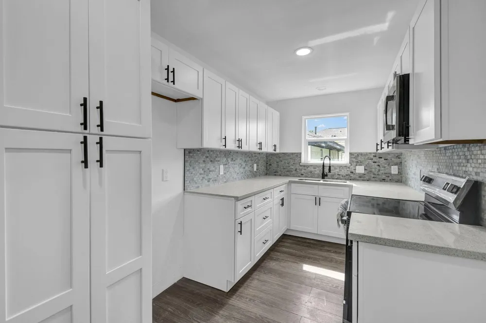 1332 Montgomery Street La Marque, TX 77568