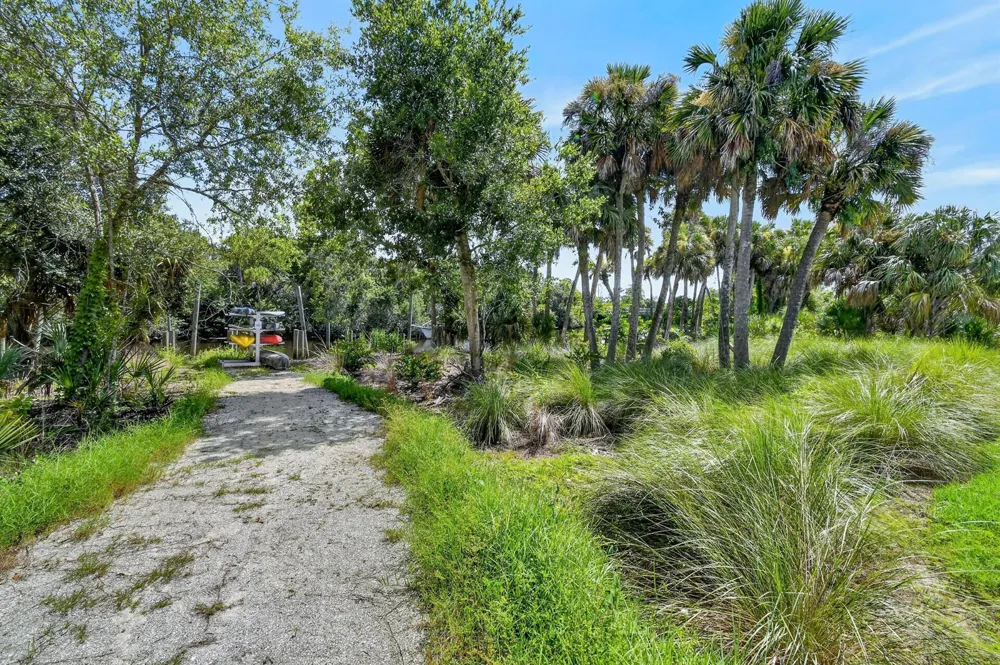 293 SW SALLY WAY Stuart, FL 34997