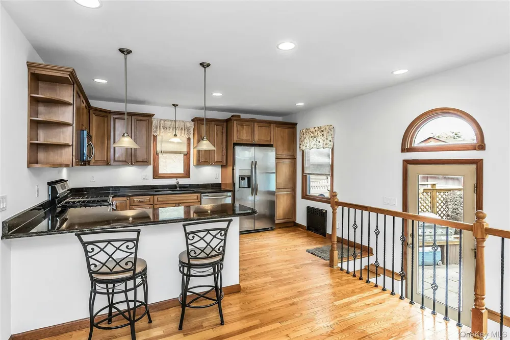 962 Gabriel Avenue Franklin Square, NY 11010