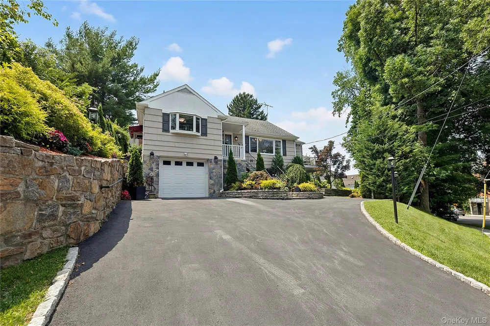 38 Harney Road Scarsdale, NY 10583