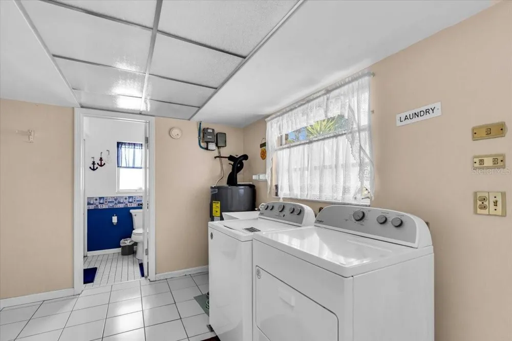 7920 43RD STREET Pinellas Park, FL 33781