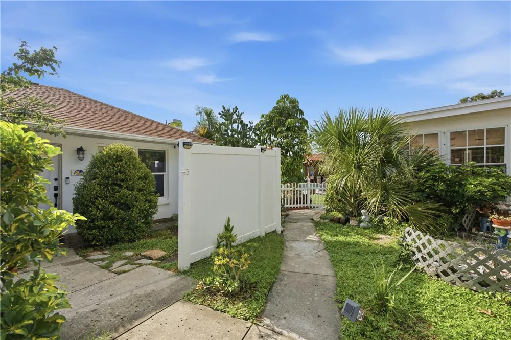 7920 43RD STREET Pinellas Park, FL 33781