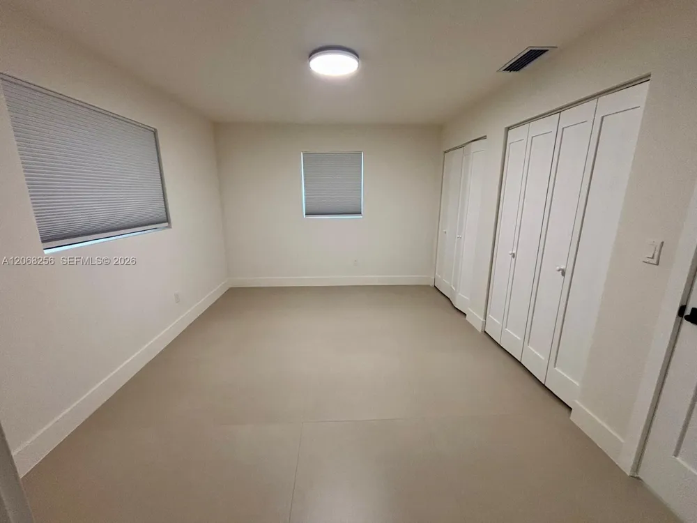 10821 SW 63rd St Miami, FL 33173