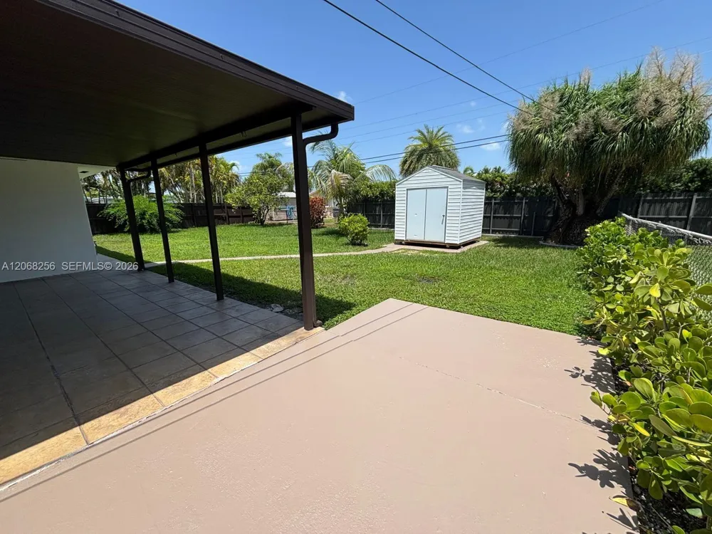 10821 SW 63rd St Miami, FL 33173