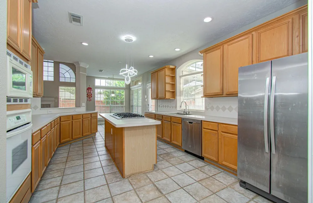 12011 Snowbird Court Stafford, TX 77477