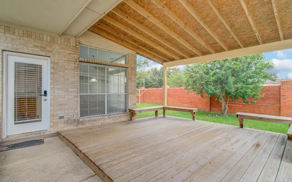 12011 Snowbird Court Stafford, TX 77477
