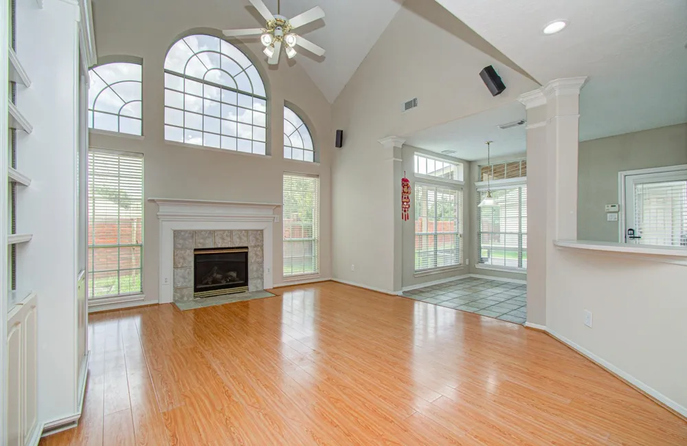 12011 Snowbird Court Stafford, TX 77477
