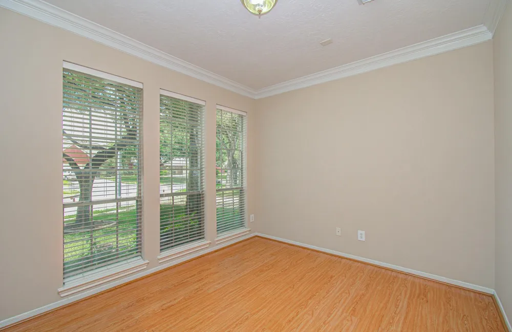 12011 Snowbird Court Stafford, TX 77477