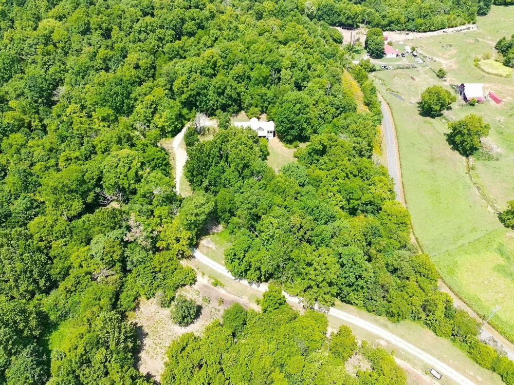2339 Talley Rd Belfast, TN 37019