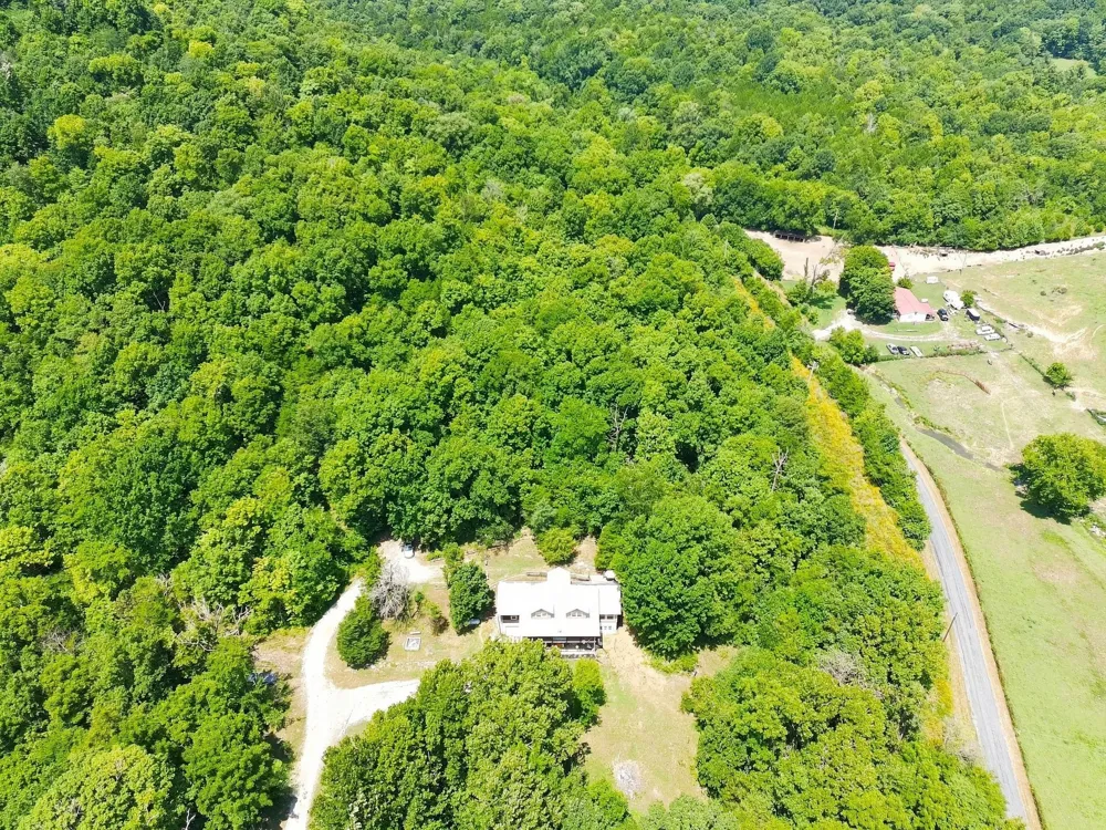 2339 Talley Rd Belfast, TN 37019