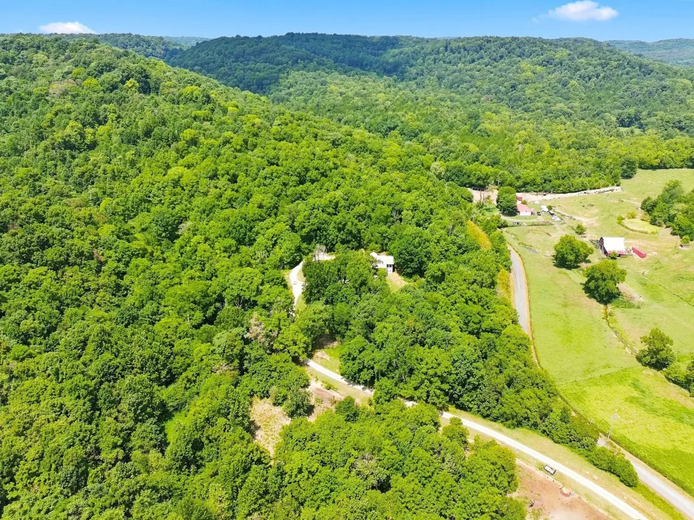 2339 Talley Rd Belfast, TN 37019