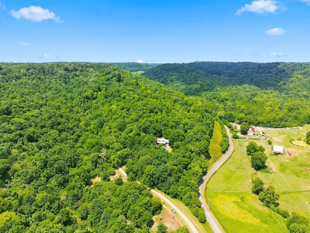 2339 Talley Rd Belfast, TN 37019