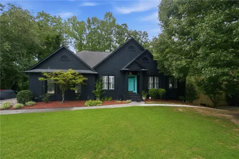 285 Merritt Drive