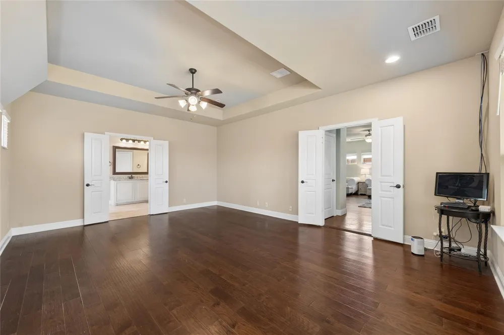 916 Marion Farm Rd Little Elm, TX 75068