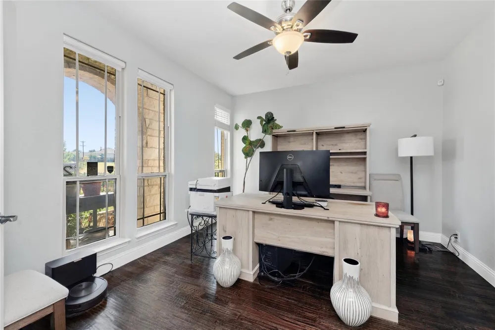 916 Marion Farm Rd Little Elm, TX 75068