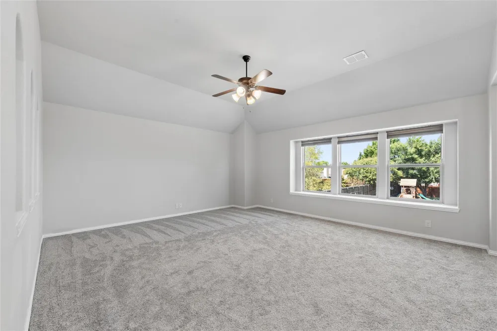 916 Marion Farm Rd Little Elm, TX 75068