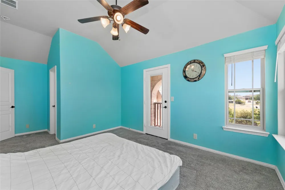 916 Marion Farm Rd Little Elm, TX 75068