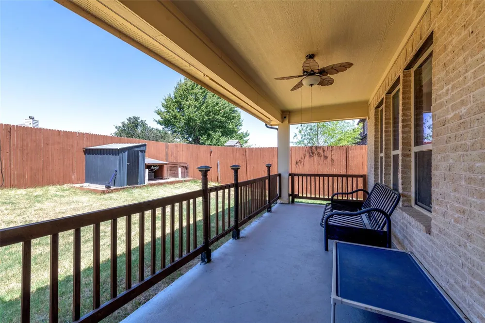 916 Marion Farm Rd Little Elm, TX 75068