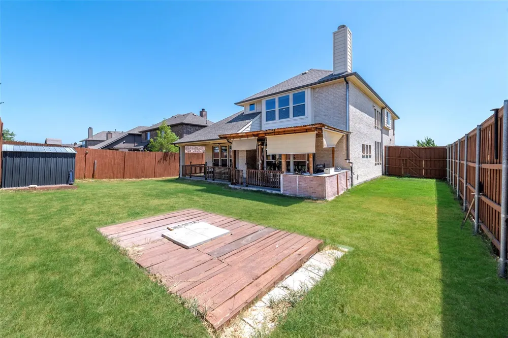 916 Marion Farm Rd Little Elm, TX 75068