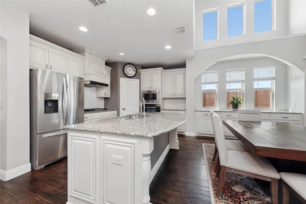 916 Marion Farm Rd Little Elm, TX 75068