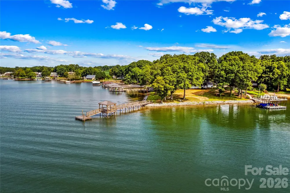 7152 Channelview Drive Sherrills Ford, NC 28673