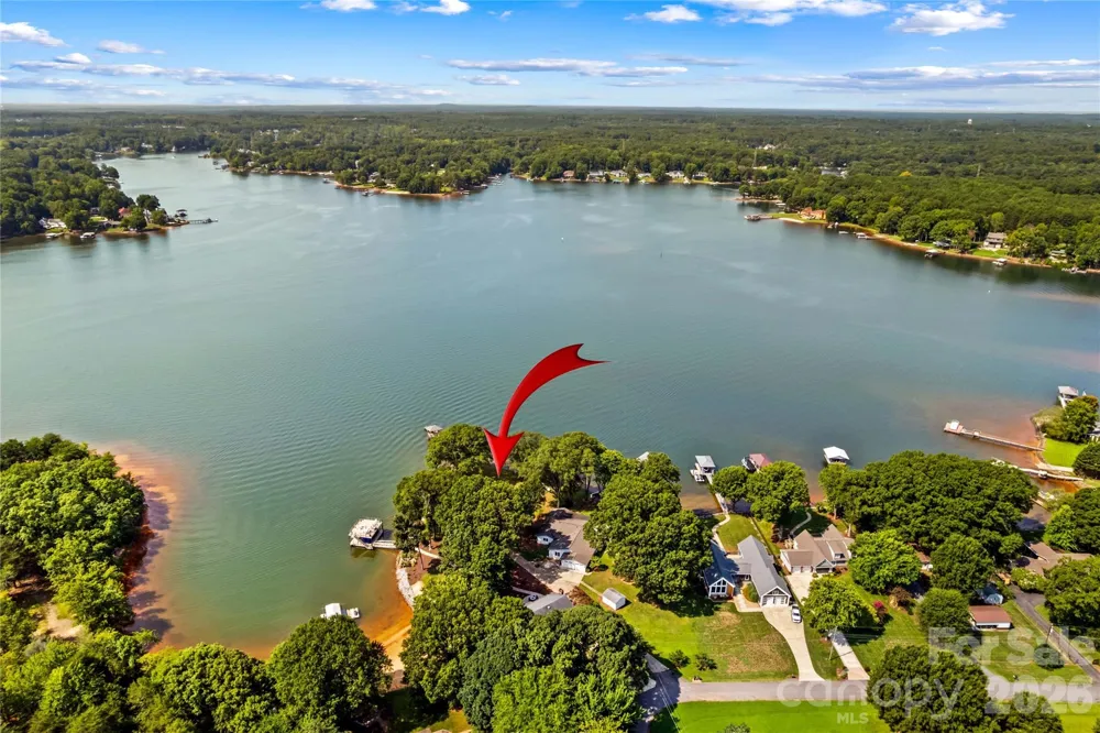 7152 Channelview Drive Sherrills Ford, NC 28673