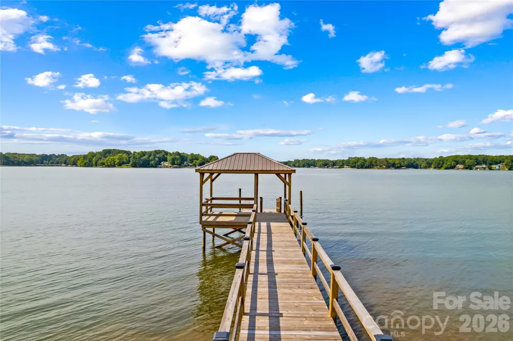 7152 Channelview Drive Sherrills Ford, NC 28673