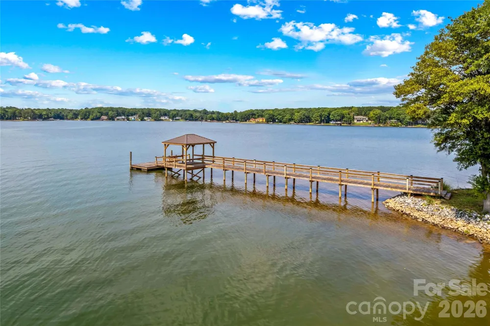 7152 Channelview Drive Sherrills Ford, NC 28673