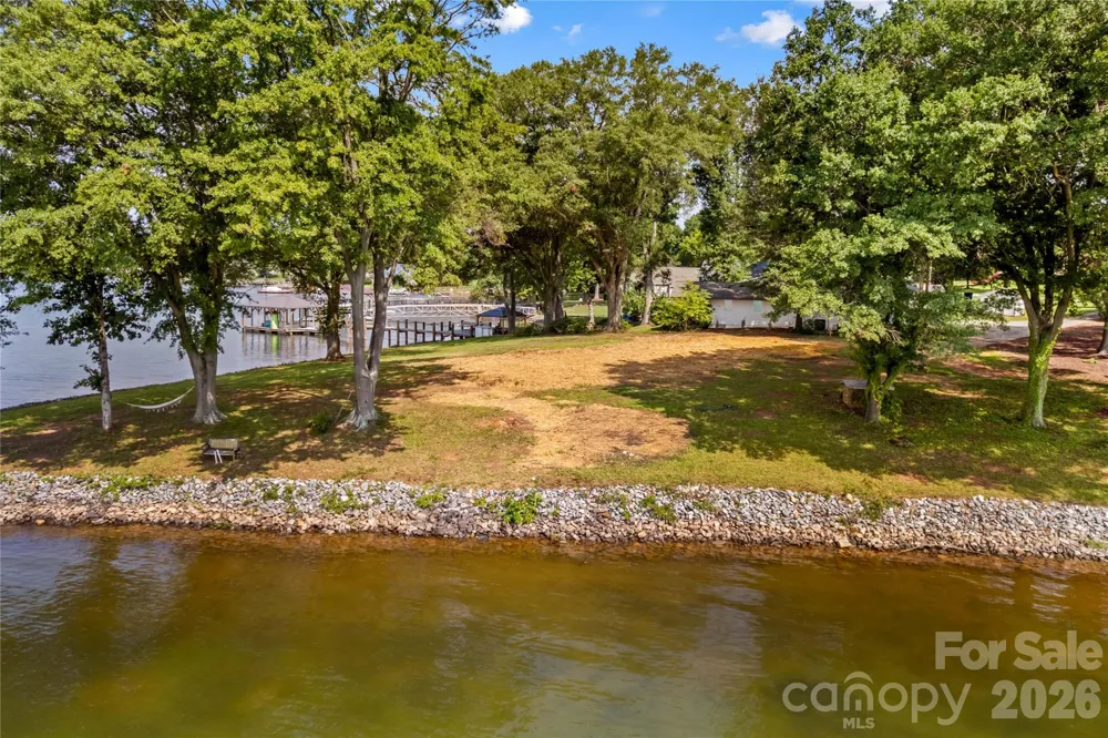 7152 Channelview Drive Sherrills Ford, NC 28673