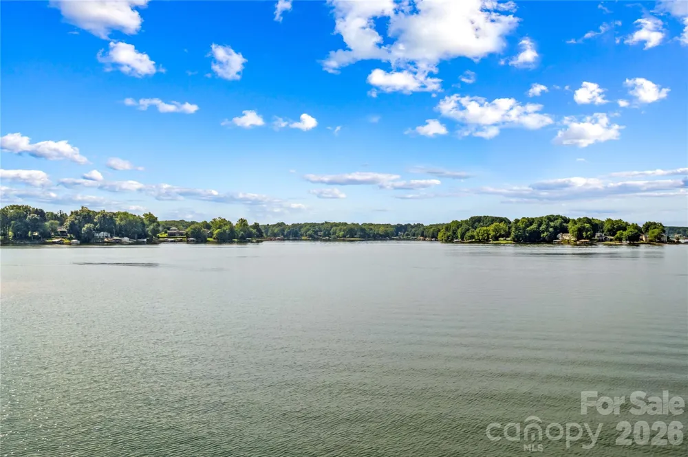 7152 Channelview Drive Sherrills Ford, NC 28673