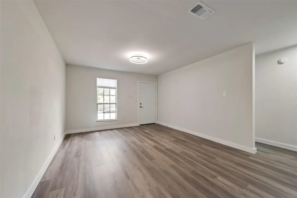 1000 S Mary Street Arlington, TX 76010